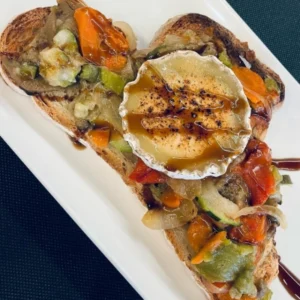 10% DE DESCUENTO EN COMEDOR